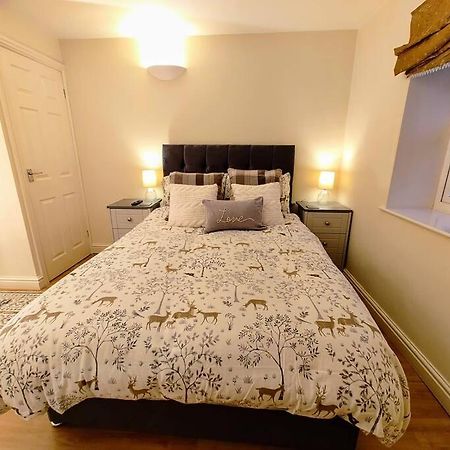 נאנטוויץ' Cosy Central Modern Apartment מראה חיצוני תמונה