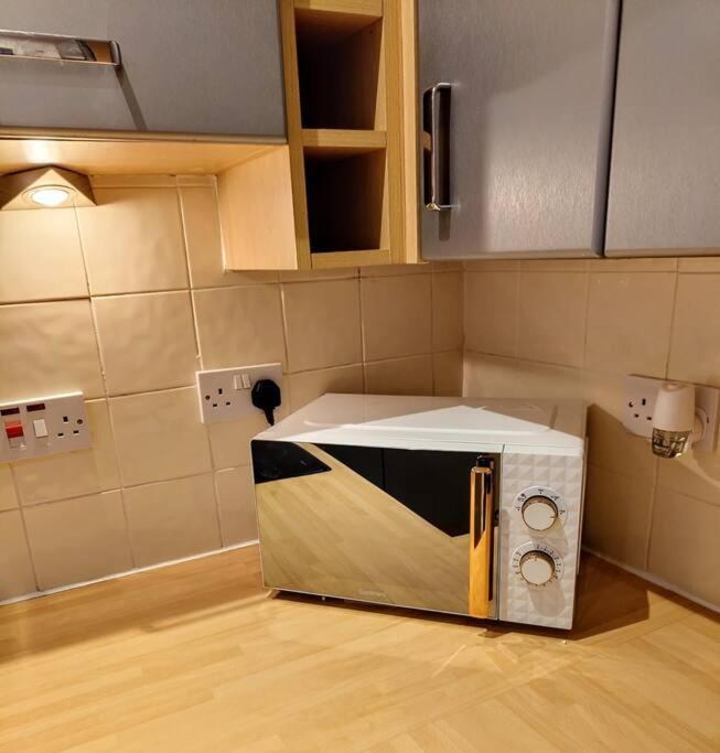 נאנטוויץ' Cosy Central Modern Apartment מראה חיצוני תמונה